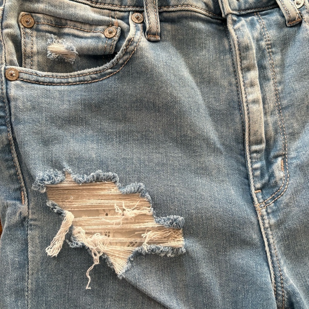 American Eagle Jeans Women Flared High Rise Distressed Stretch Denim Sz 6 - Picture 7 of 16